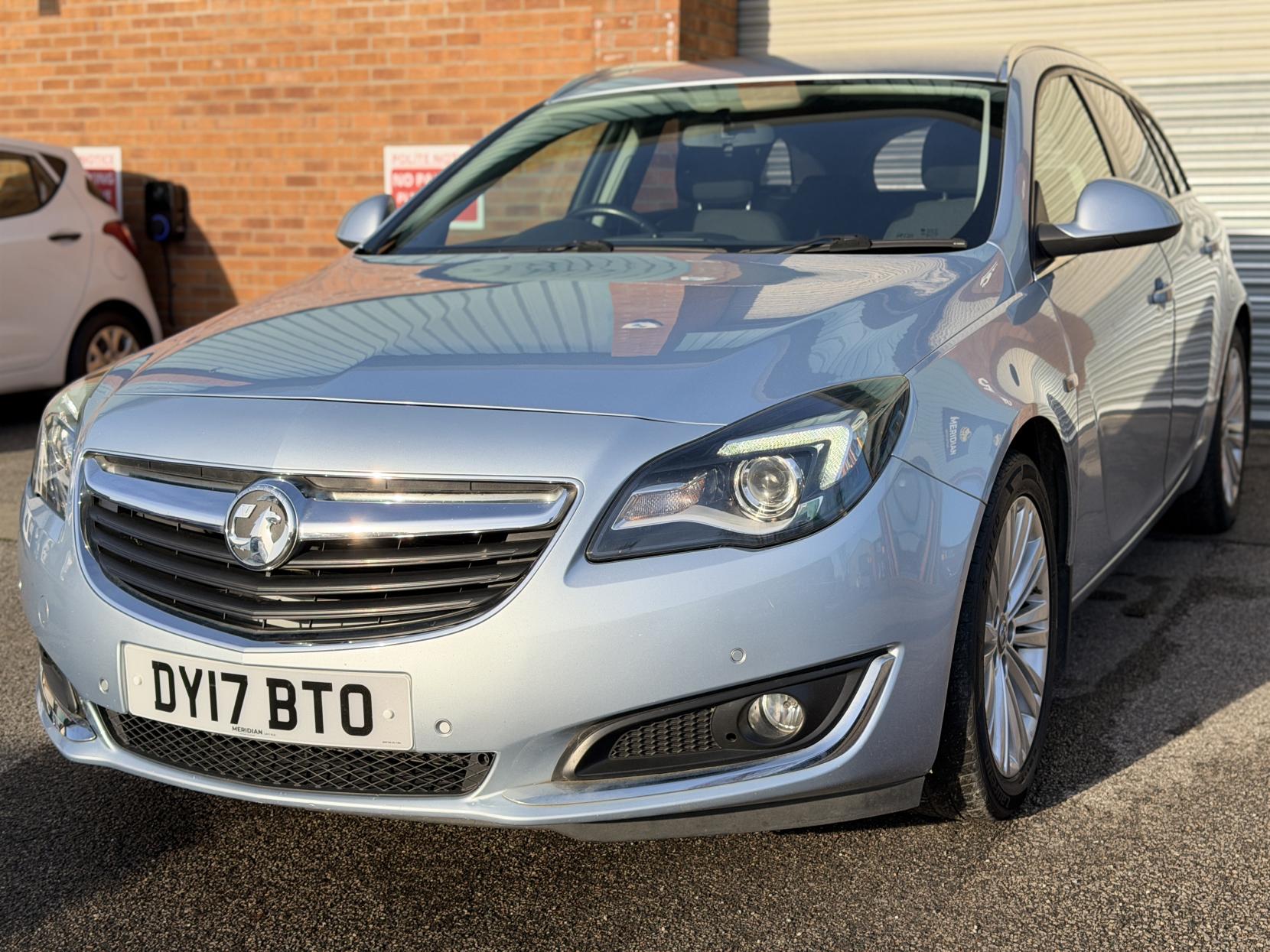 Vauxhall Insignia 2.0 CDTi ecoFLEX Design Nav Sports Tourer 5dr Diesel Manual Euro 6 (s/s) (170 ps)