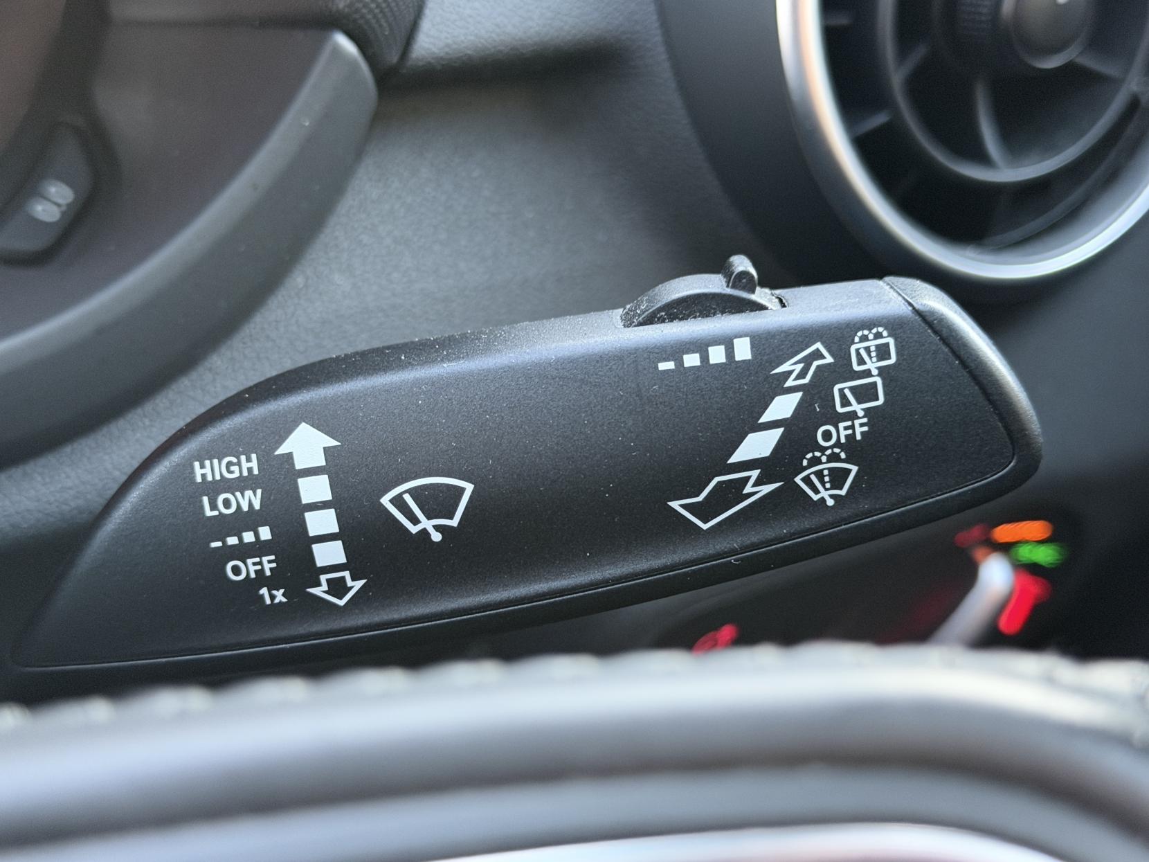 Audi A1 1.4 TFSI Attraction Hatchback 5dr Petrol S Tronic Euro 5 (s/s) (122 ps)