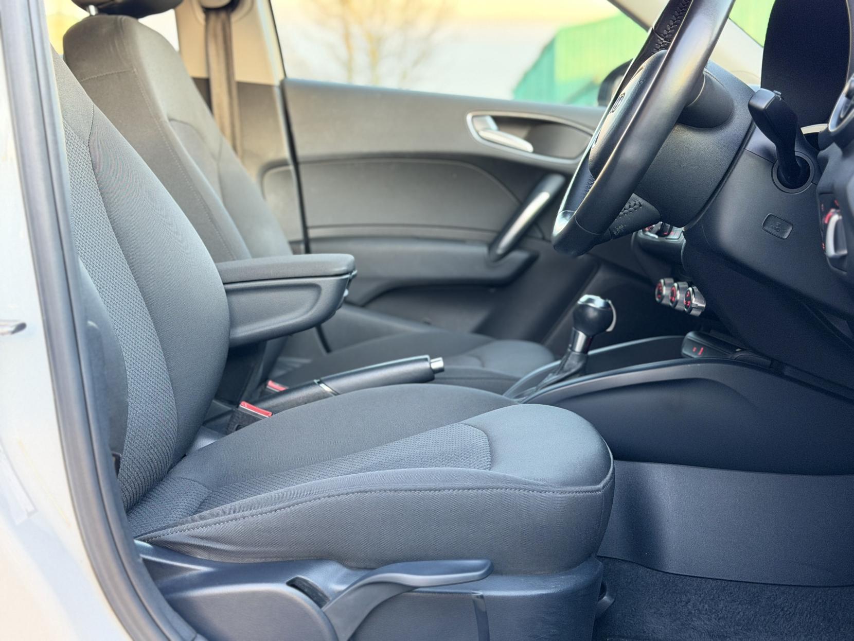 Audi A1 1.4 TFSI Attraction Hatchback 5dr Petrol S Tronic Euro 5 (s/s) (122 ps)