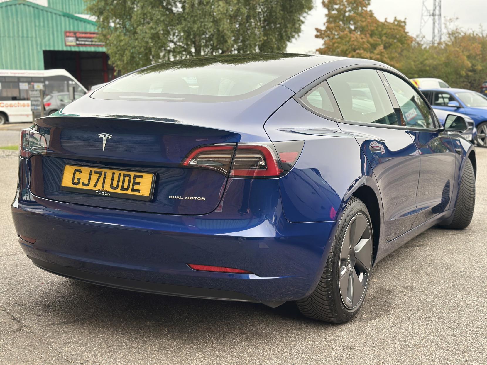 Tesla Model 3 (Dual Motor) Long Range Saloon 4dr Electric Auto 4WDE (346 ps)