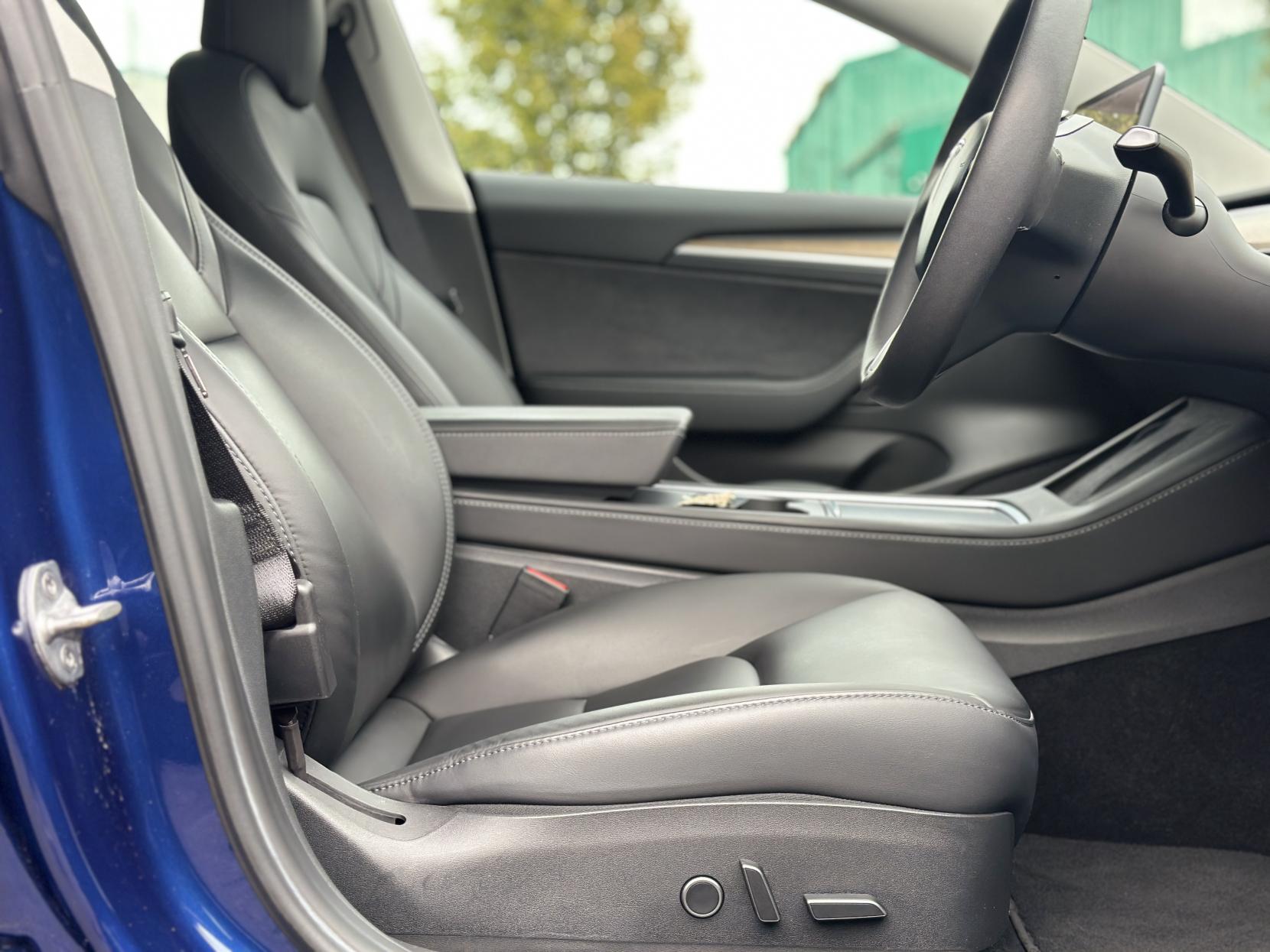 Tesla Model 3 (Dual Motor) Long Range Saloon 4dr Electric Auto 4WDE (346 ps)