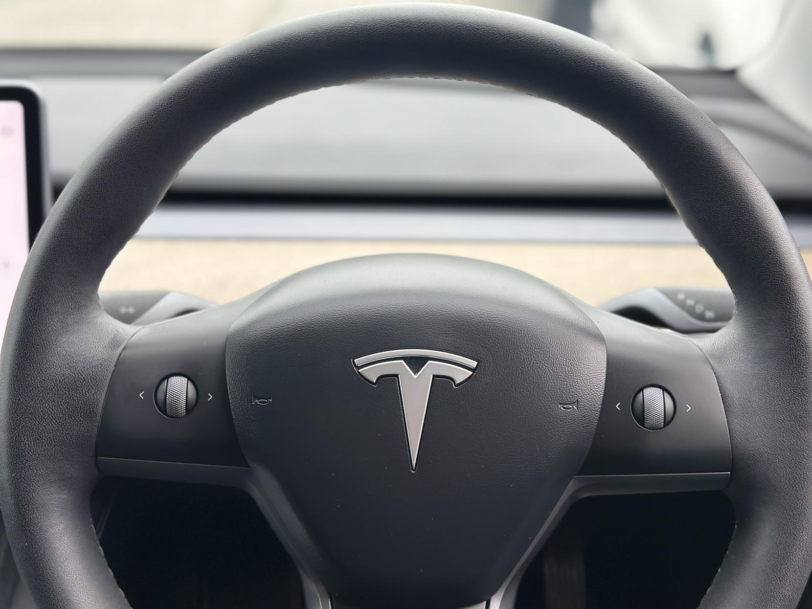 Tesla Model 3 (Dual Motor) Long Range Saloon 4dr Electric Auto 4WDE (346 ps)