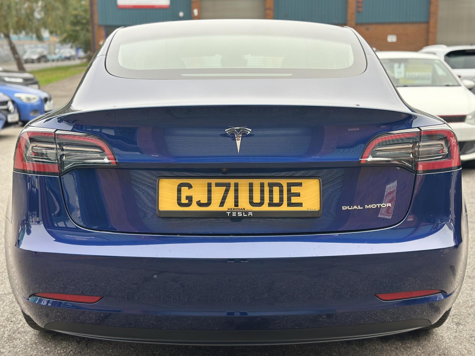 Tesla Model 3 (Dual Motor) Long Range Saloon 4dr Electric Auto 4WDE (346 ps)