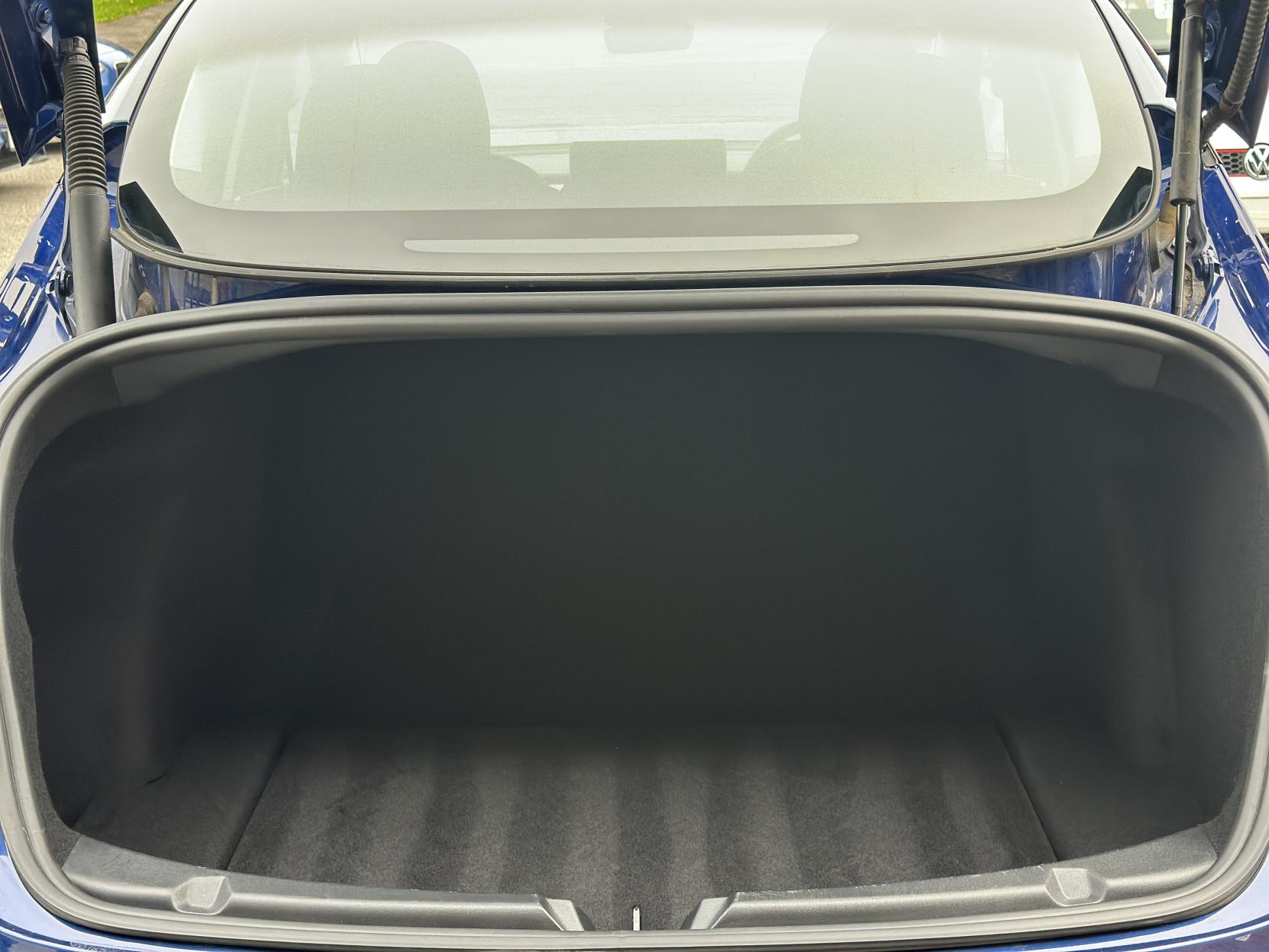 Tesla Model 3 (Dual Motor) Long Range Saloon 4dr Electric Auto 4WDE (346 ps)