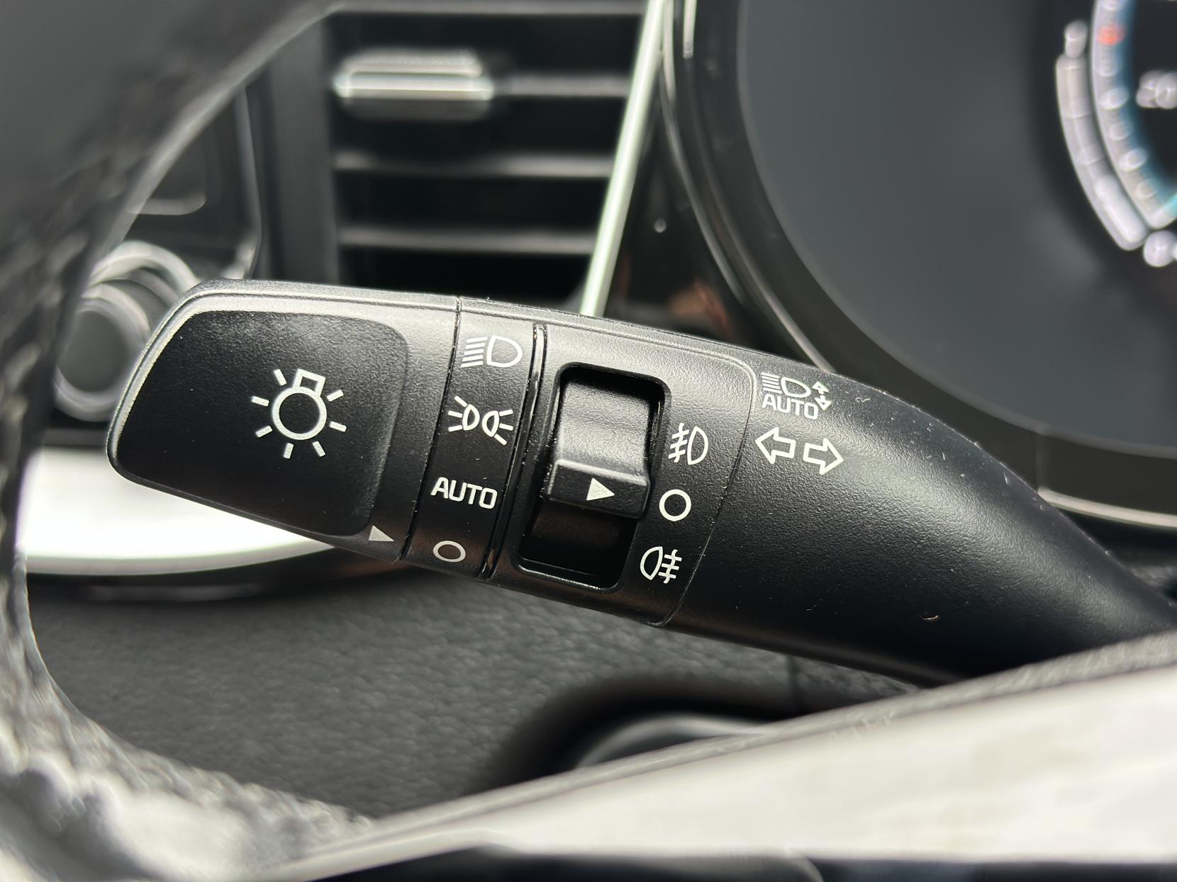 Kia XCeed 1.6 GDi 8.9kWh First Edition SUV 5dr Petrol Plug-in Hybrid DCT Euro 6 (s/s) (139 bhp)