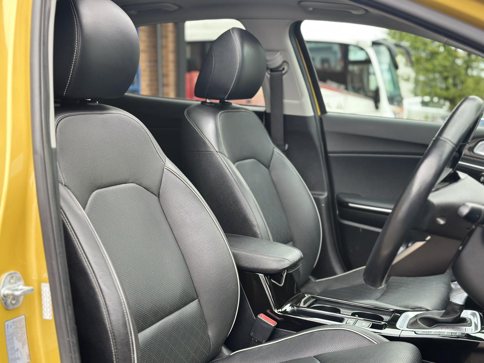 Kia XCeed 1.6 GDi 8.9kWh First Edition SUV 5dr Petrol Plug-in Hybrid DCT Euro 6 (s/s) (139 bhp)