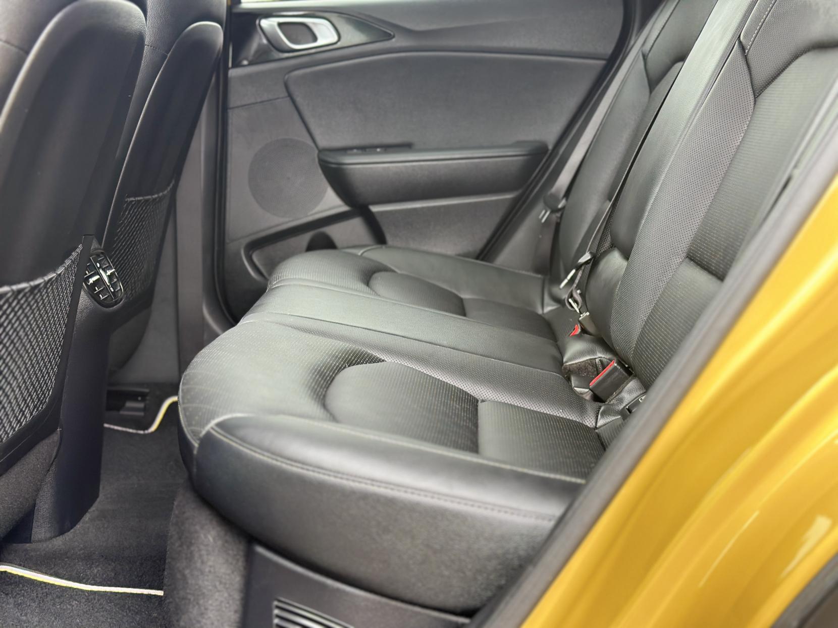 Kia XCeed 1.6 GDi 8.9kWh First Edition SUV 5dr Petrol Plug-in Hybrid DCT Euro 6 (s/s) (139 bhp)