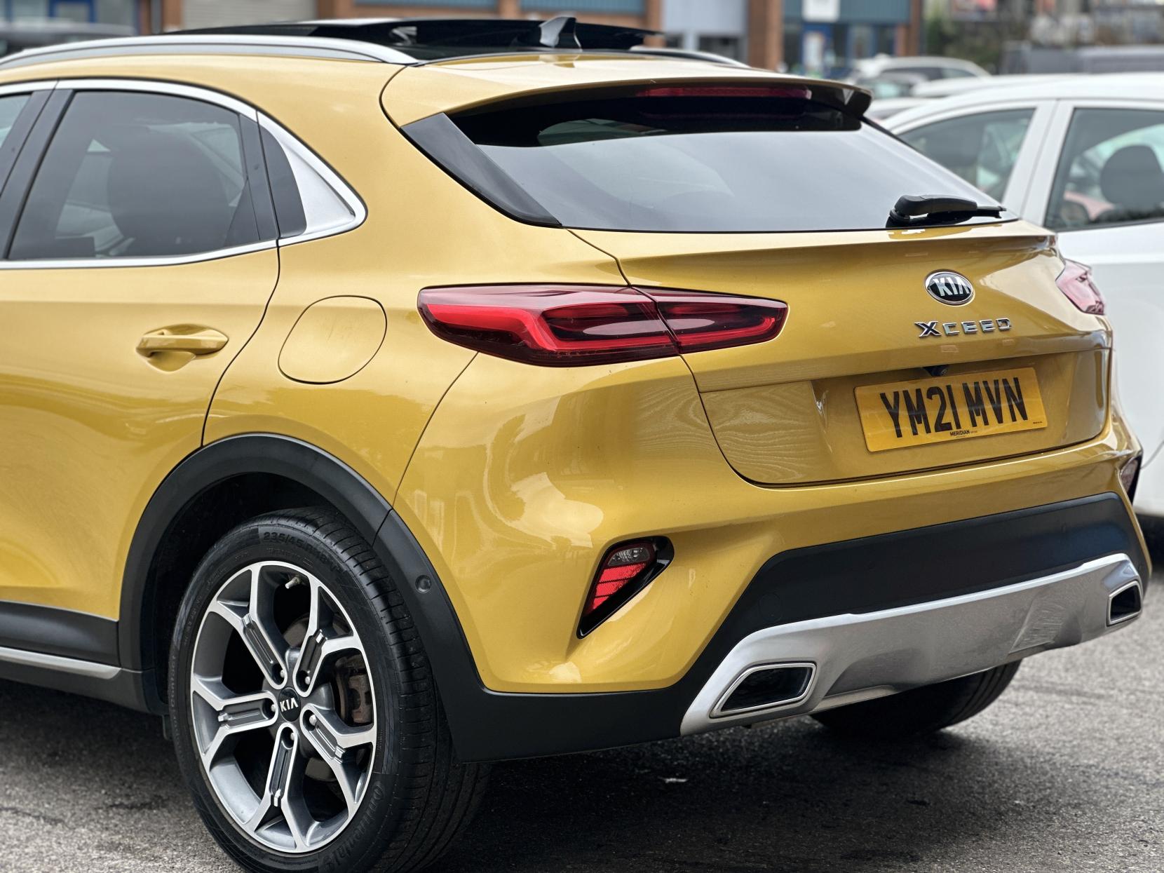 Kia XCeed 1.6 GDi 8.9kWh First Edition SUV 5dr Petrol Plug-in Hybrid DCT Euro 6 (s/s) (139 bhp)