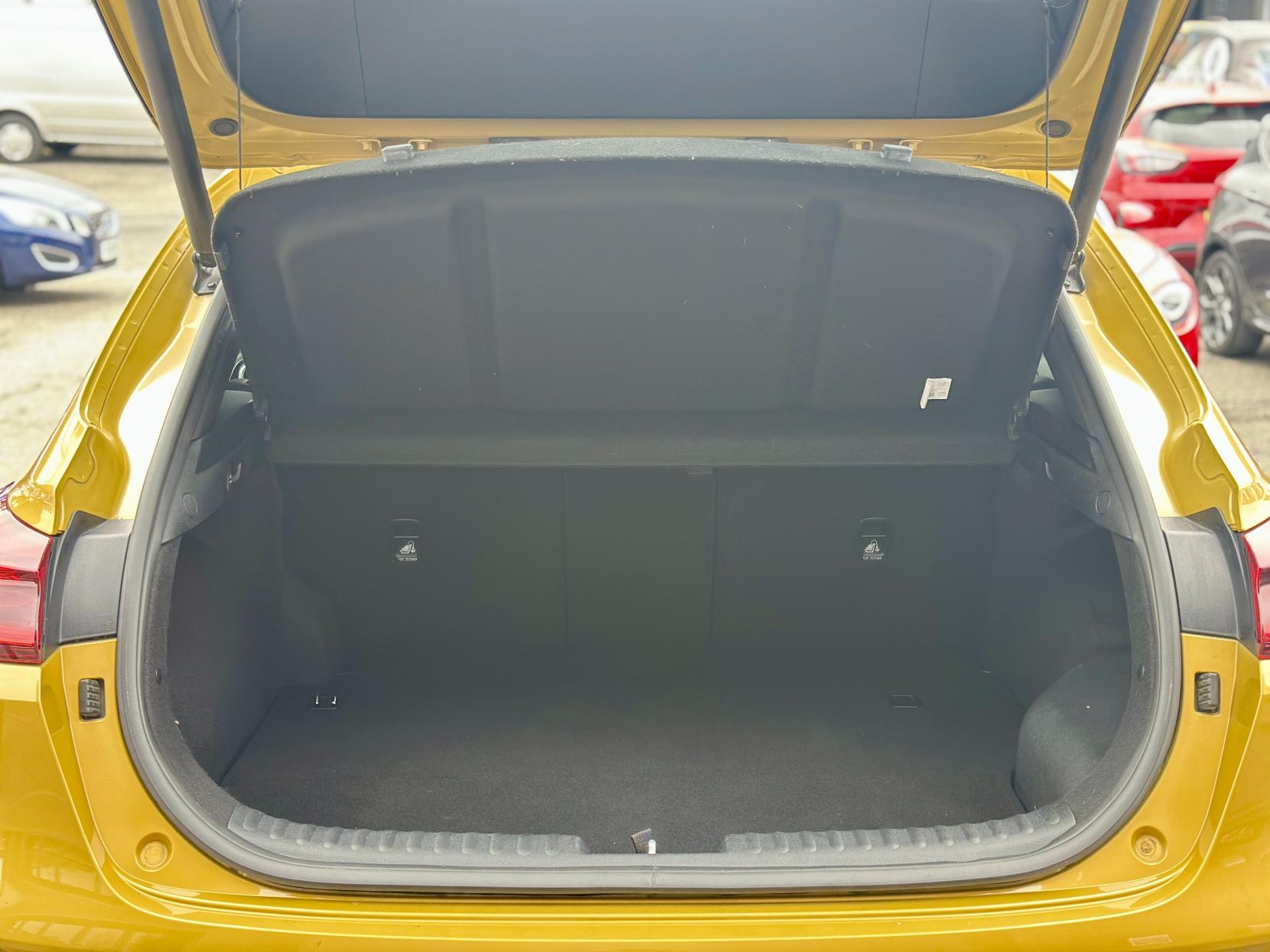 Kia XCeed 1.6 GDi 8.9kWh First Edition SUV 5dr Petrol Plug-in Hybrid DCT Euro 6 (s/s) (139 bhp)