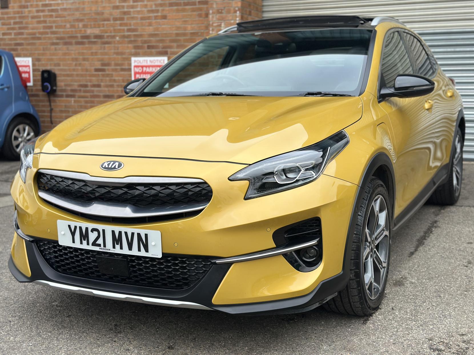 Kia XCeed 1.6 GDi 8.9kWh First Edition SUV 5dr Petrol Plug-in Hybrid DCT Euro 6 (s/s) (139 bhp)