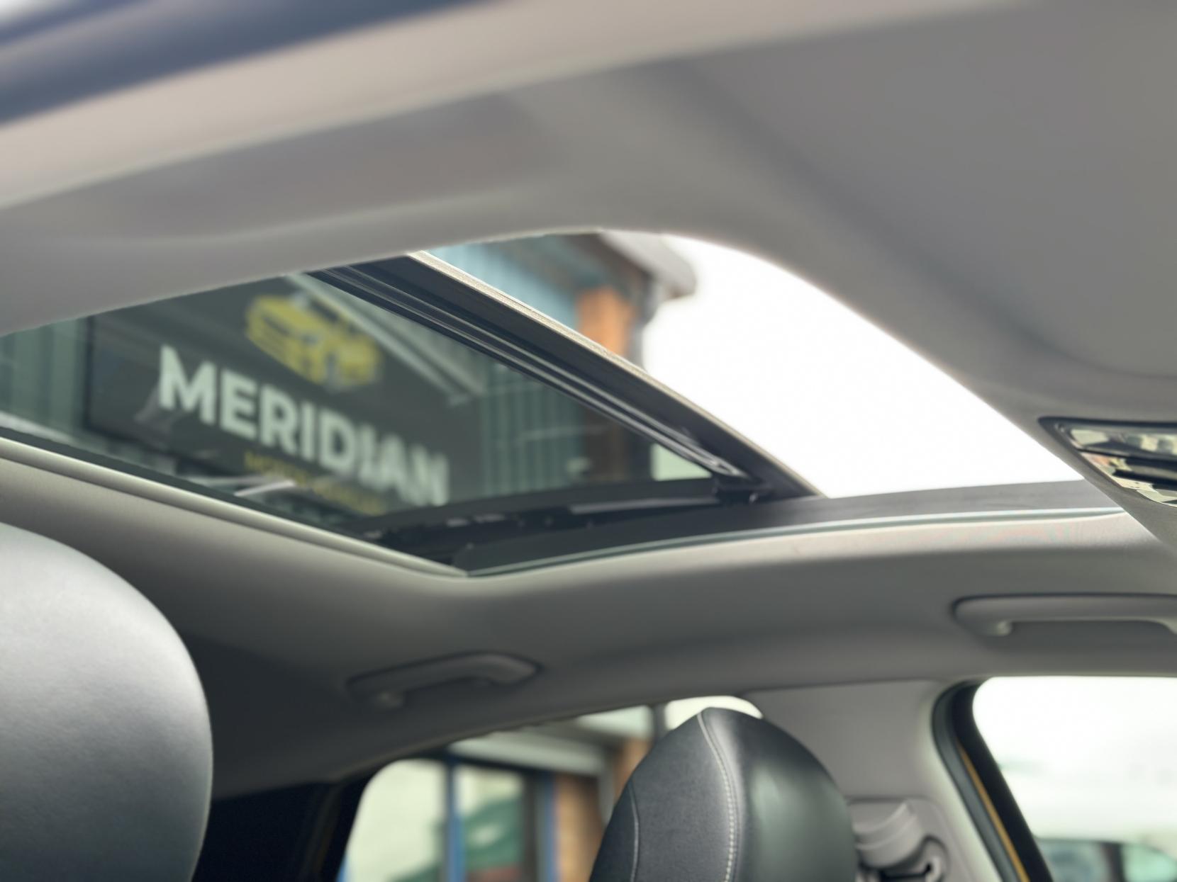 Kia XCeed 1.6 GDi 8.9kWh First Edition SUV 5dr Petrol Plug-in Hybrid DCT Euro 6 (s/s) (139 bhp)