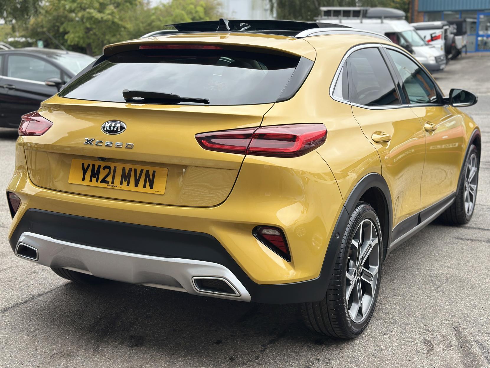 Kia XCeed 1.6 GDi 8.9kWh First Edition SUV 5dr Petrol Plug-in Hybrid DCT Euro 6 (s/s) (139 bhp)