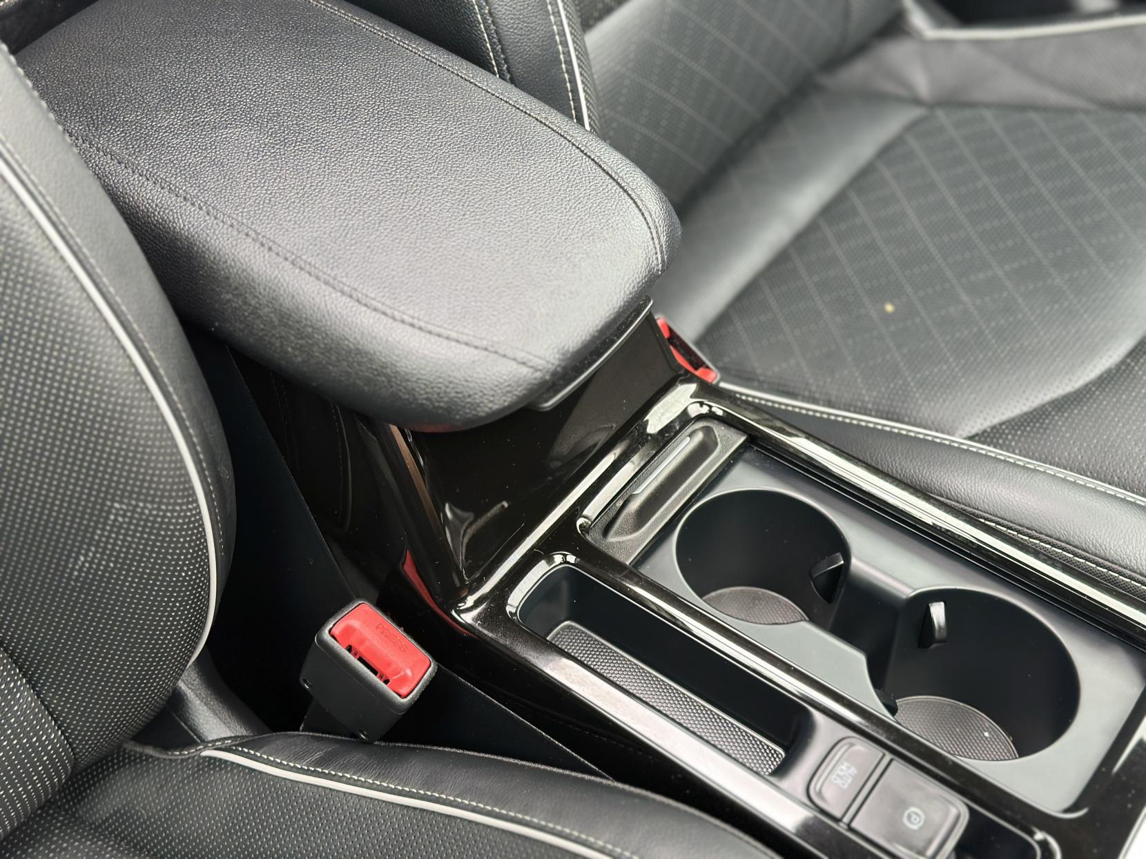 Kia XCeed 1.6 GDi 8.9kWh First Edition SUV 5dr Petrol Plug-in Hybrid DCT Euro 6 (s/s) (139 bhp)