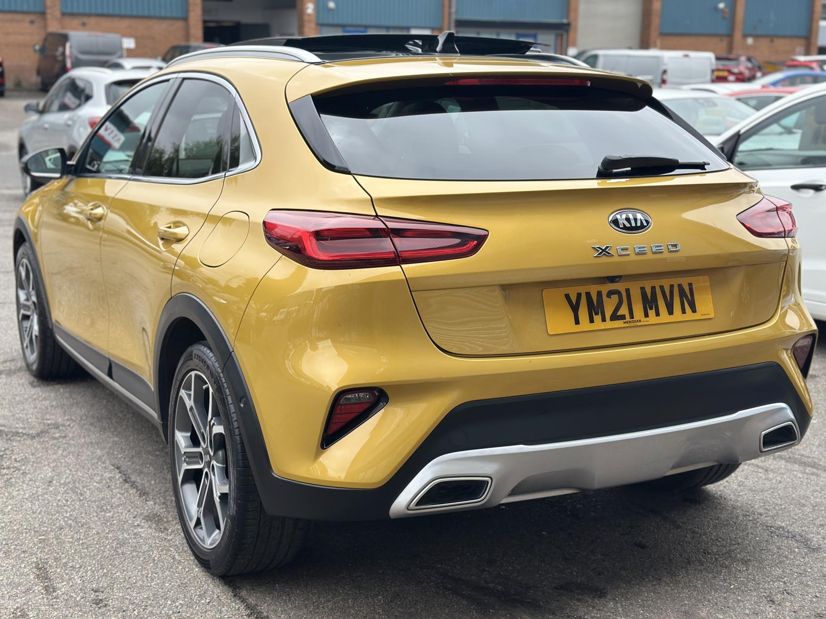 Kia XCeed 1.6 GDi 8.9kWh First Edition SUV 5dr Petrol Plug-in Hybrid DCT Euro 6 (s/s) (139 bhp)