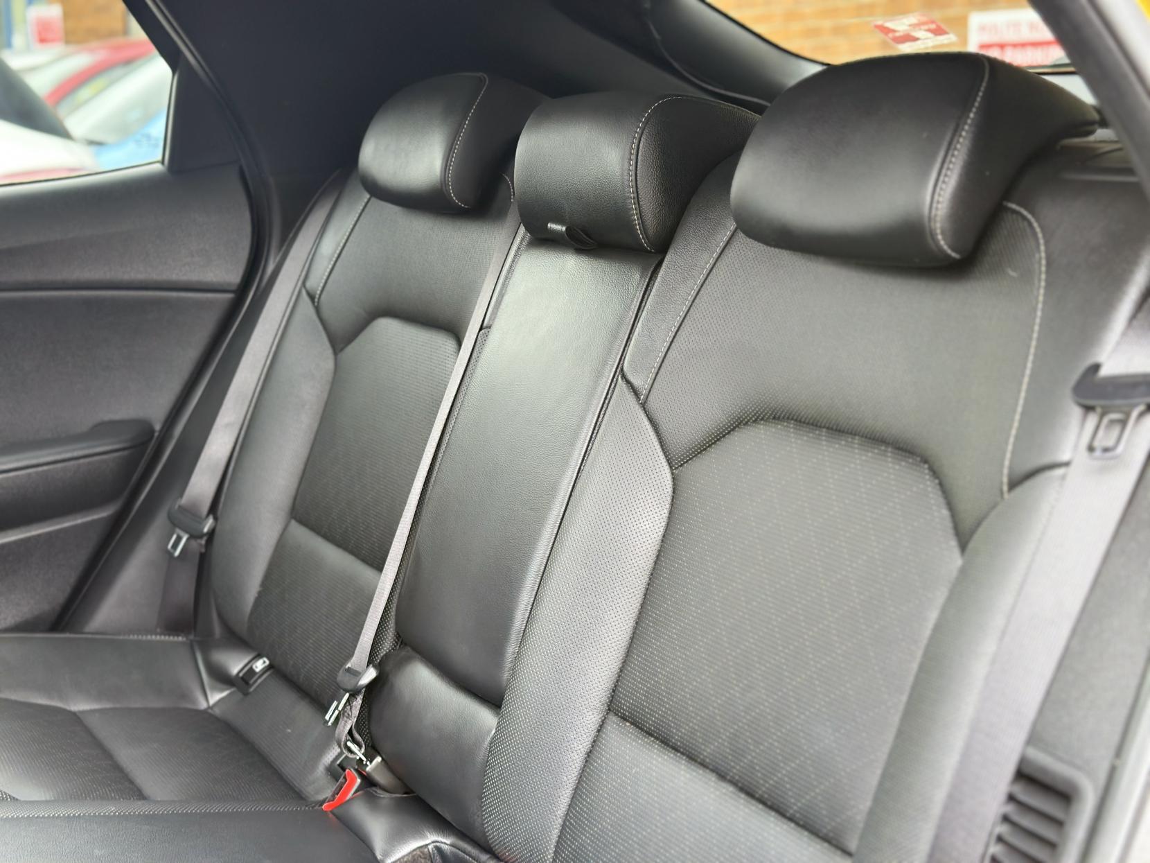 Kia XCeed 1.6 GDi 8.9kWh First Edition SUV 5dr Petrol Plug-in Hybrid DCT Euro 6 (s/s) (139 bhp)