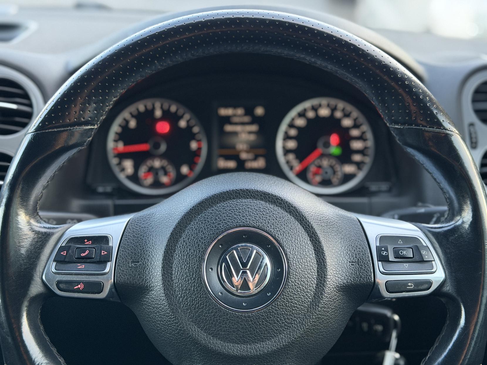 Volkswagen Tiguan 2.0 TDI BlueMotion Tech R-Line Edition SUV 5dr Diesel DSG 4WD Euro 6 (s/s) (150 ps)