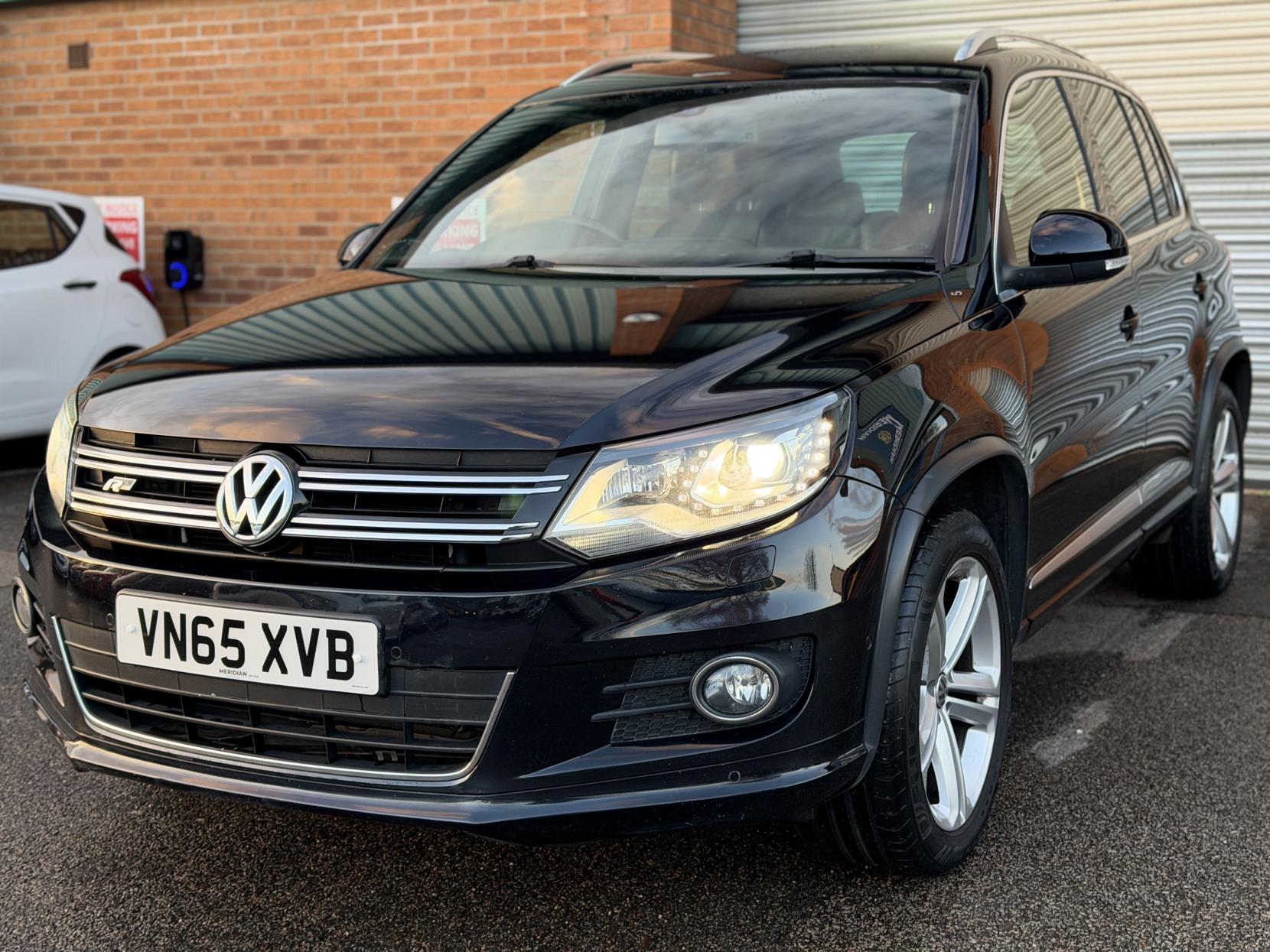Volkswagen Tiguan 2.0 TDI BlueMotion Tech R-Line Edition SUV 5dr Diesel DSG 4WD Euro 6 (s/s) (150 ps)