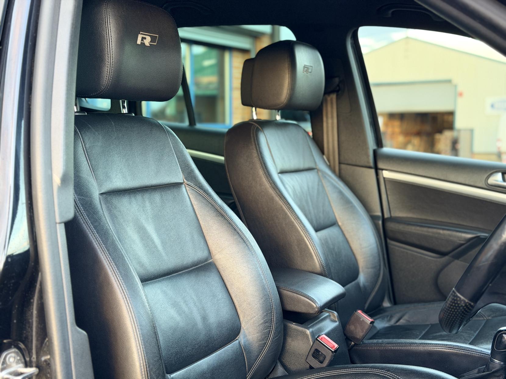 Volkswagen Tiguan 2.0 TDI BlueMotion Tech R-Line Edition SUV 5dr Diesel DSG 4WD Euro 6 (s/s) (150 ps)