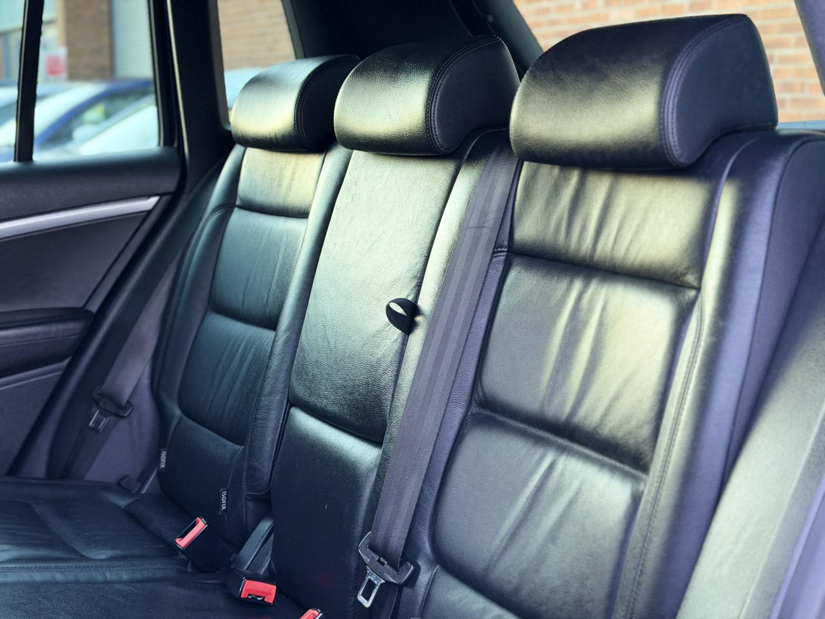 Volkswagen Tiguan 2.0 TDI BlueMotion Tech R-Line Edition SUV 5dr Diesel DSG 4WD Euro 6 (s/s) (150 ps)