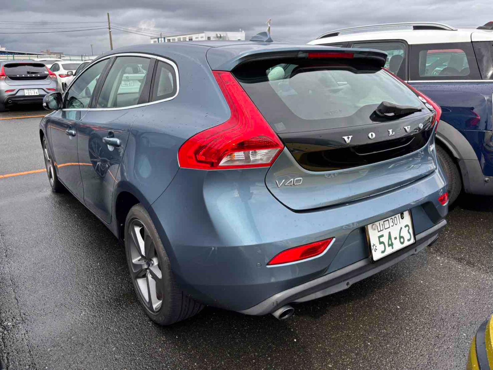 Volvo V40 1.6 V40 (2012)