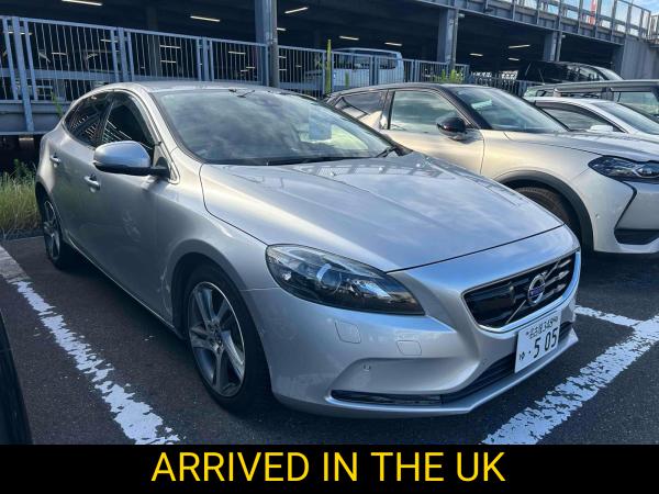 Volvo V40 2.0 D4 SE Nav Hatchback 5dr Diesel Geartronic Euro 6 (s/s) (190 ps)