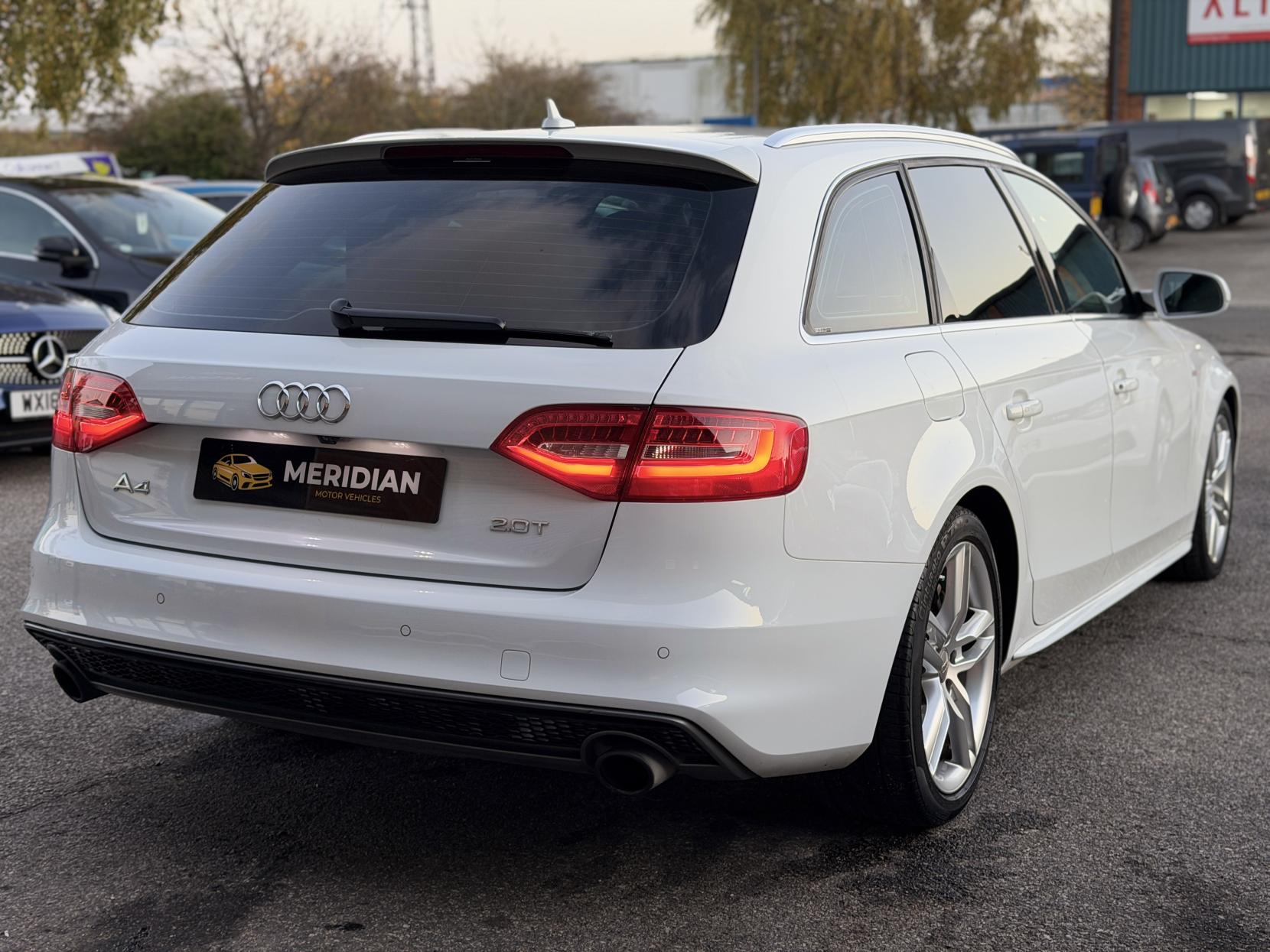 Audi A4 Avant 2.0 TFSI S line Estate 5dr Petrol Multitronic 