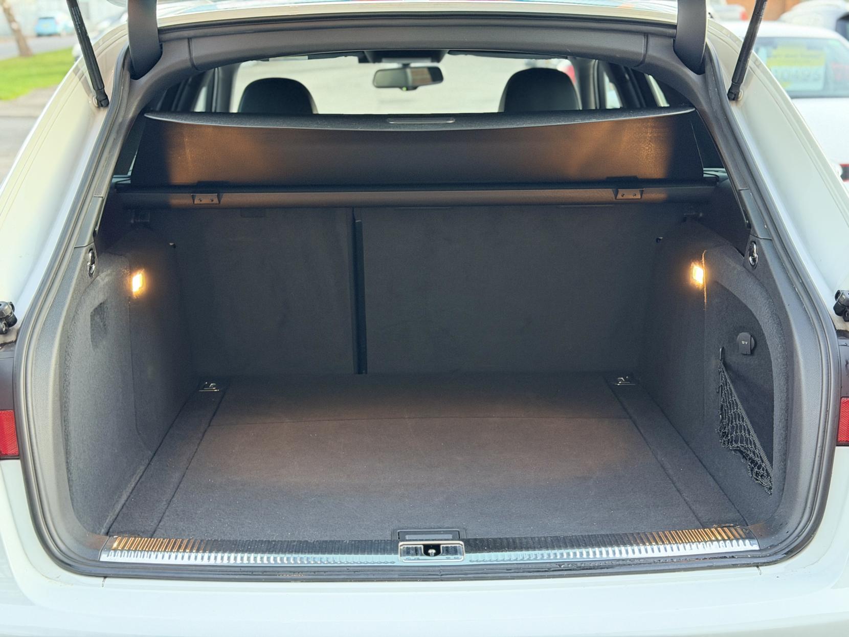 Audi A4 Avant 2.0 TFSI S line Estate 5dr Petrol Multitronic 