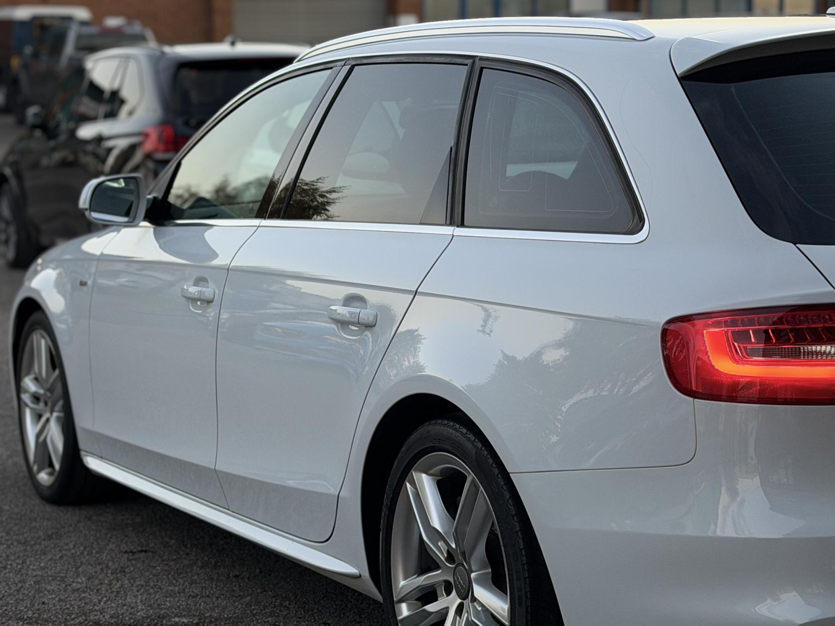 Audi A4 Avant 2.0 TFSI S line Estate 5dr Petrol Multitronic 