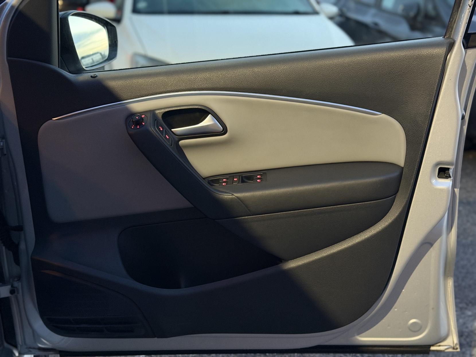 Volkswagen Polo 1.4 TSI BlueMotion Tech ACT BlueGT Hatchback 5dr Petrol DSG Euro 6 (s/s) (150 ps)