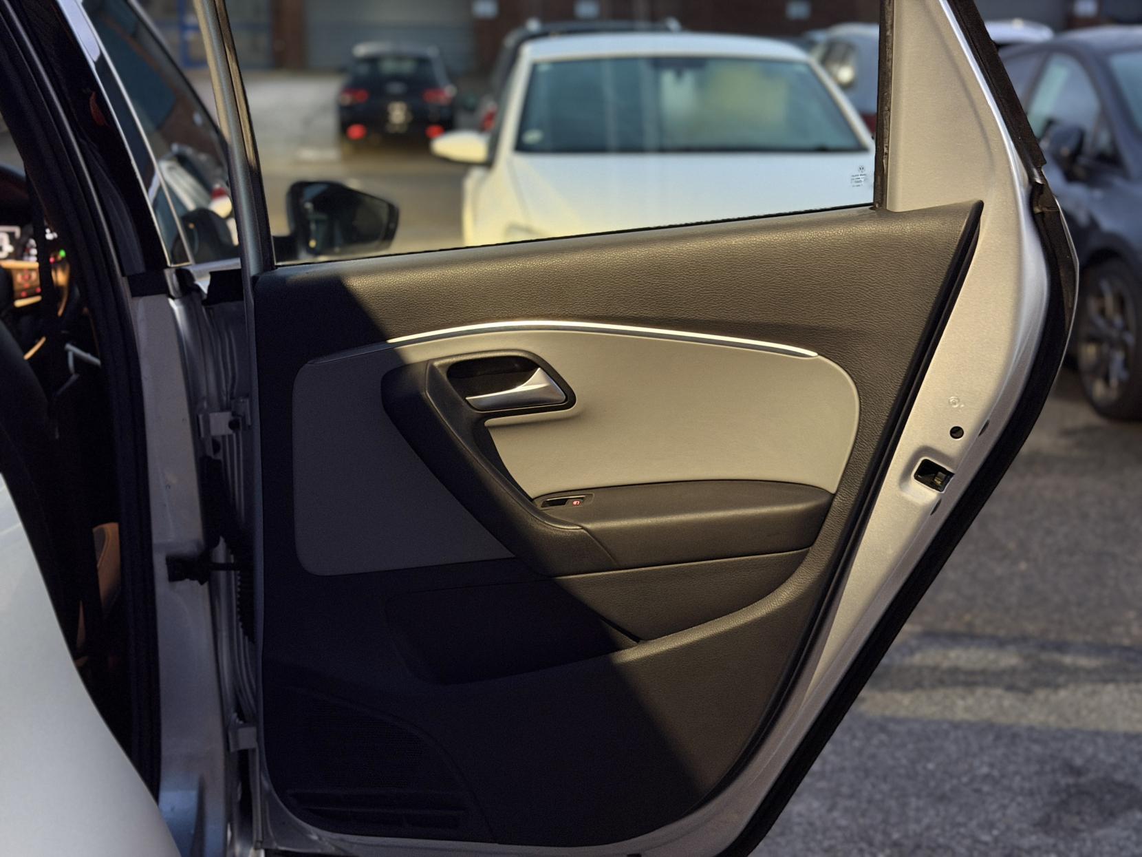 Volkswagen Polo 1.4 TSI BlueMotion Tech ACT BlueGT Hatchback 5dr Petrol DSG Euro 6 (s/s) (150 ps)