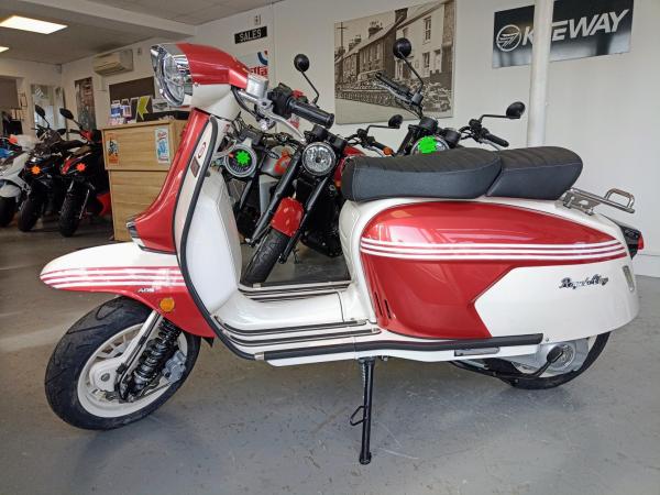 Royal Alloy GP 125 125 LC Scooter (2018 - )