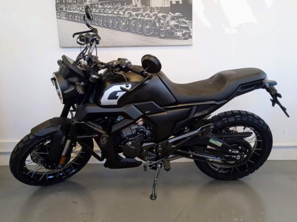 Zontes ZT125-GK 125 125 Naked (2020 - )