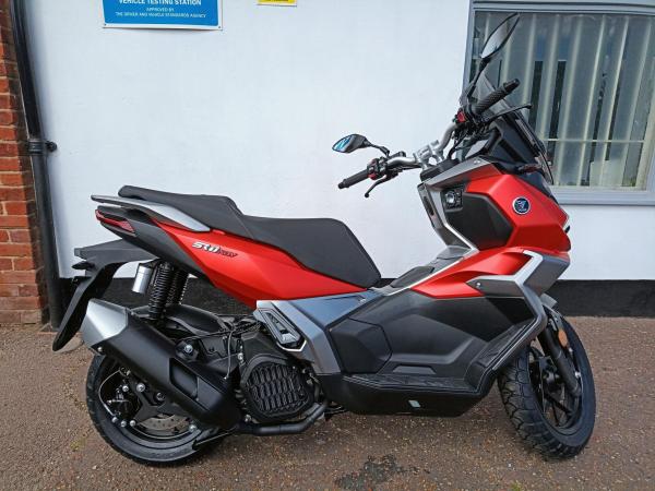 Voge SR1 125 125 ADV Scooter (2024 - )