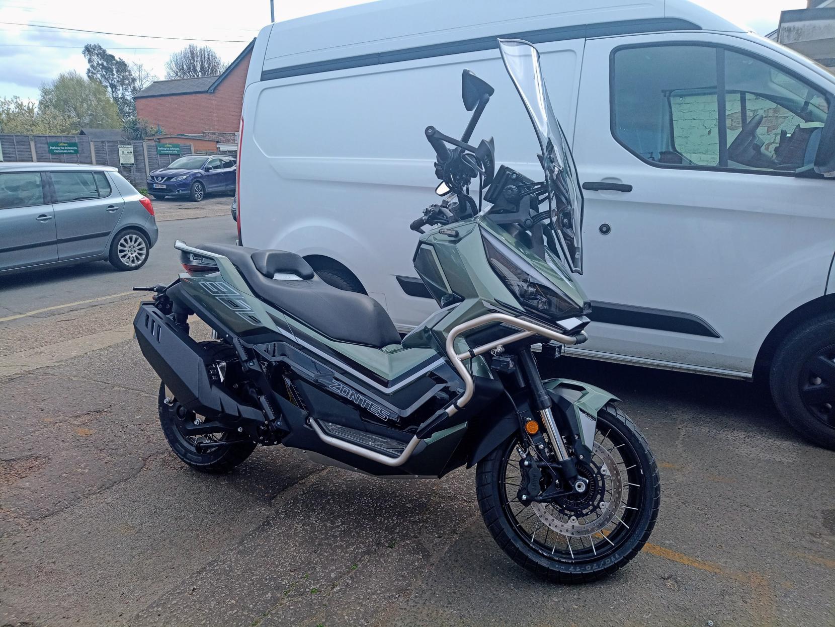 Zontes ZT368T-G 368 Scooter Petrol CVT Euro 5 (39 ps)