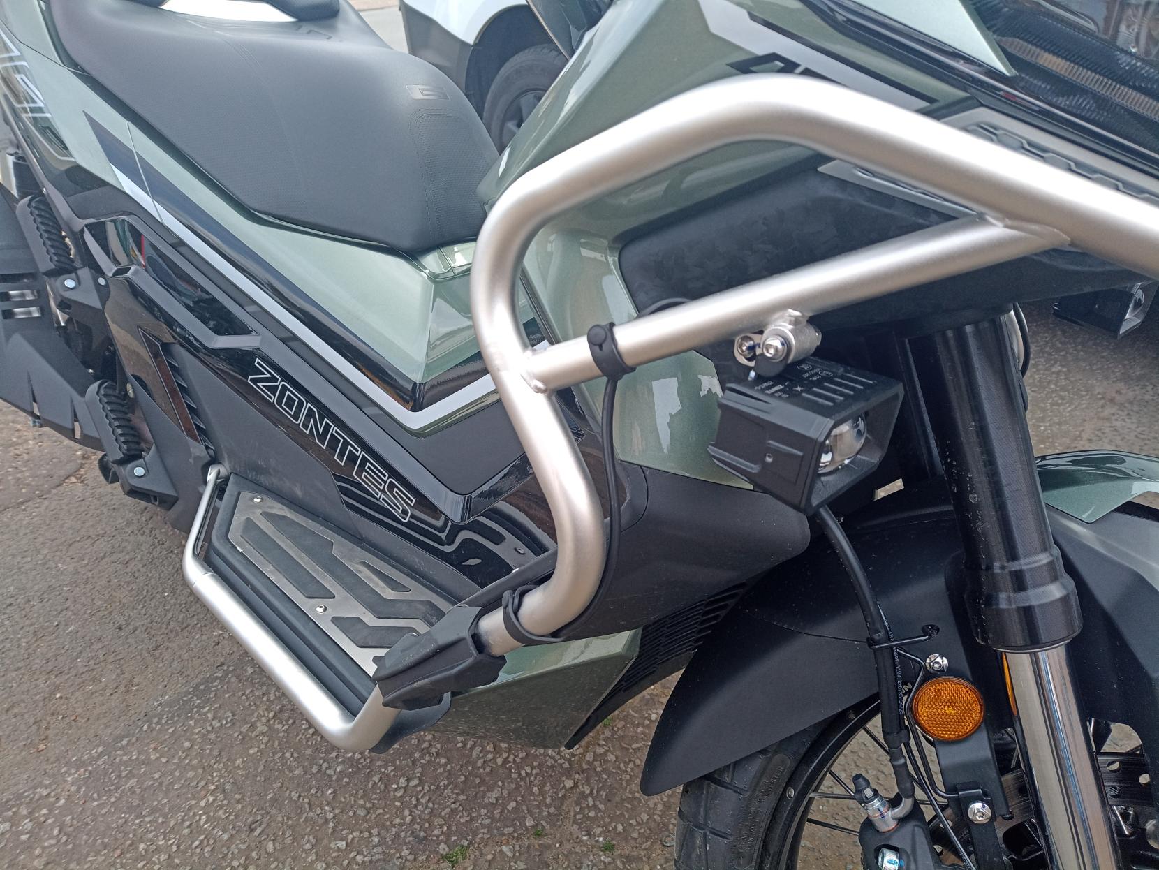 Zontes ZT368T-G 368 Scooter Petrol CVT Euro 5 (39 ps)