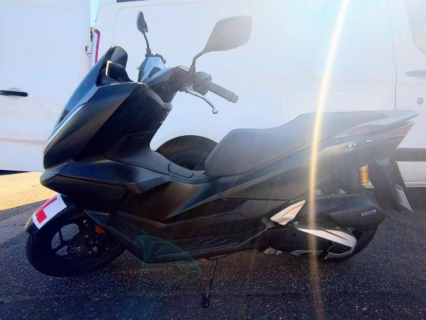 Honda PCX125 125 DX Scooter Petrol CVT V-Belt Euro 5 (12 ps)