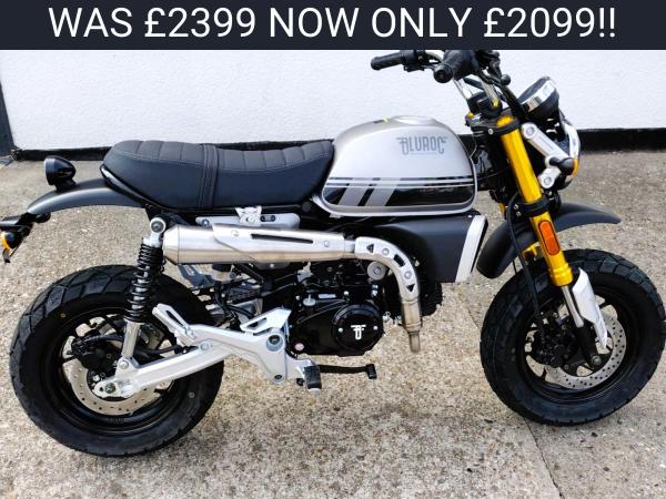 Bluroc Motorcycles X-Bongo 50 50 Roadster/Retro (2025 - )