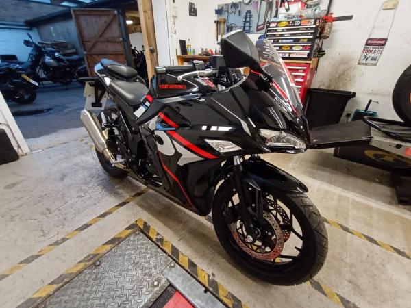 Yamasaki YM 50-10 50 Super Sports Petrol Manual Euro 5 (2 ps)