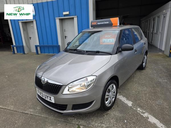 Skoda Fabia 1.2 S Hatchback 5dr Petrol Manual Euro 5 (60 ps)