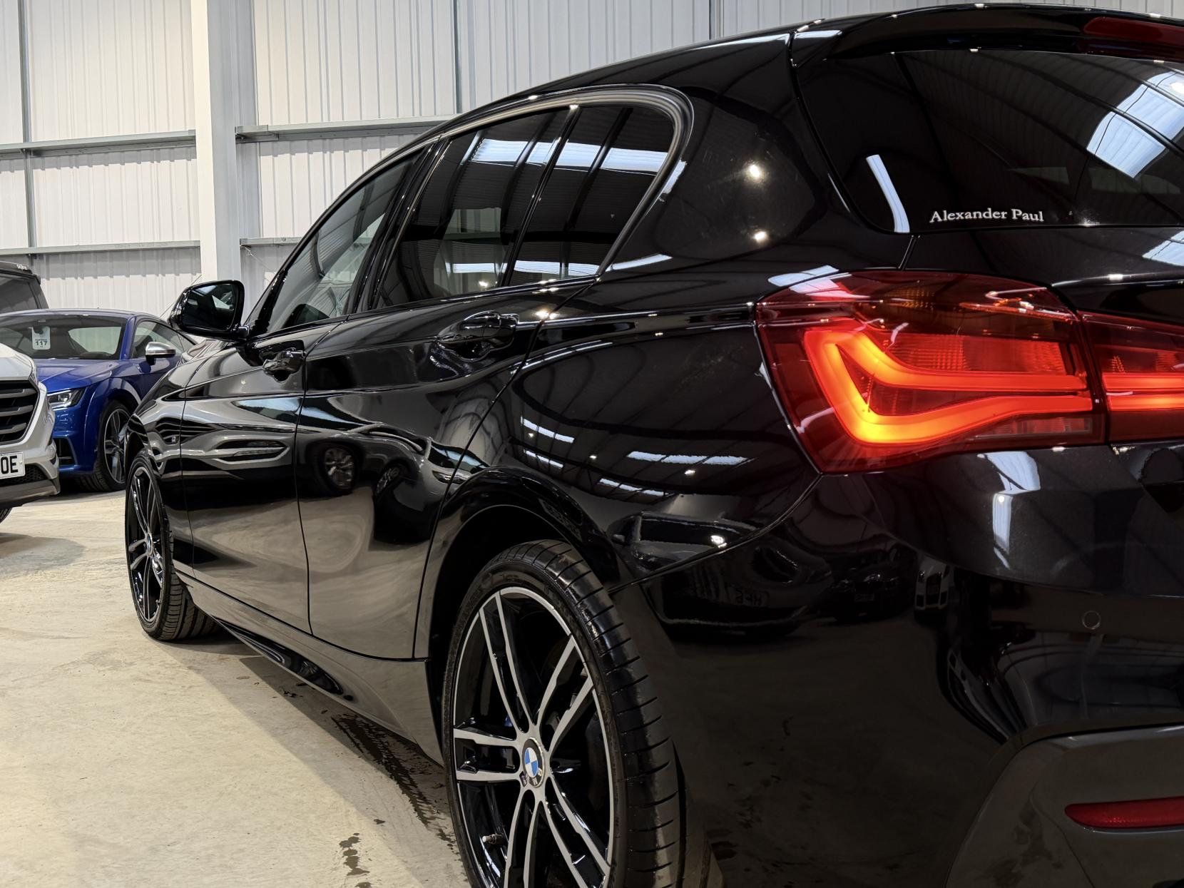 BMW 1 Series 2.0 118d M Sport Shadow Edition Hatchback 5dr Diesel Auto Euro 6 (s/s) (150 ps)