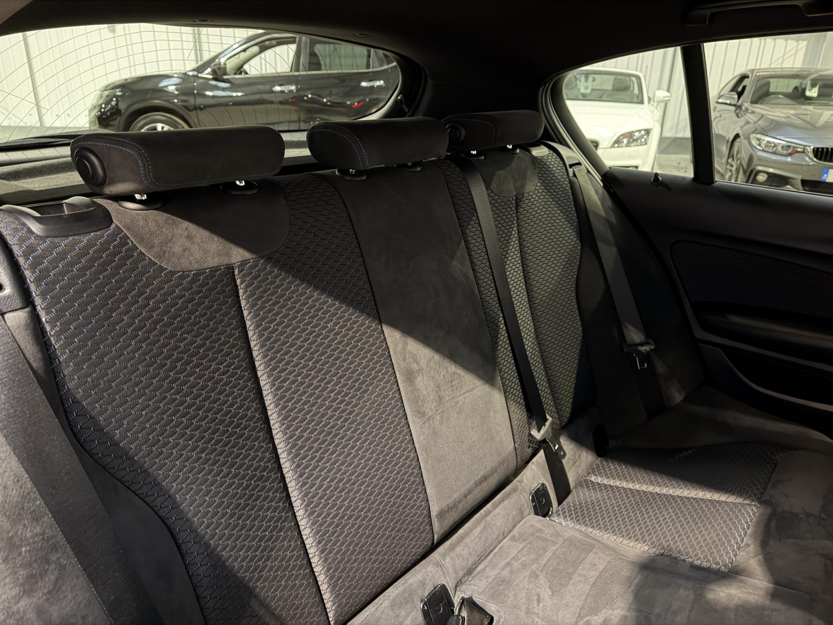 BMW 1 Series 2.0 118d M Sport Shadow Edition Hatchback 5dr Diesel Auto Euro 6 (s/s) (150 ps)