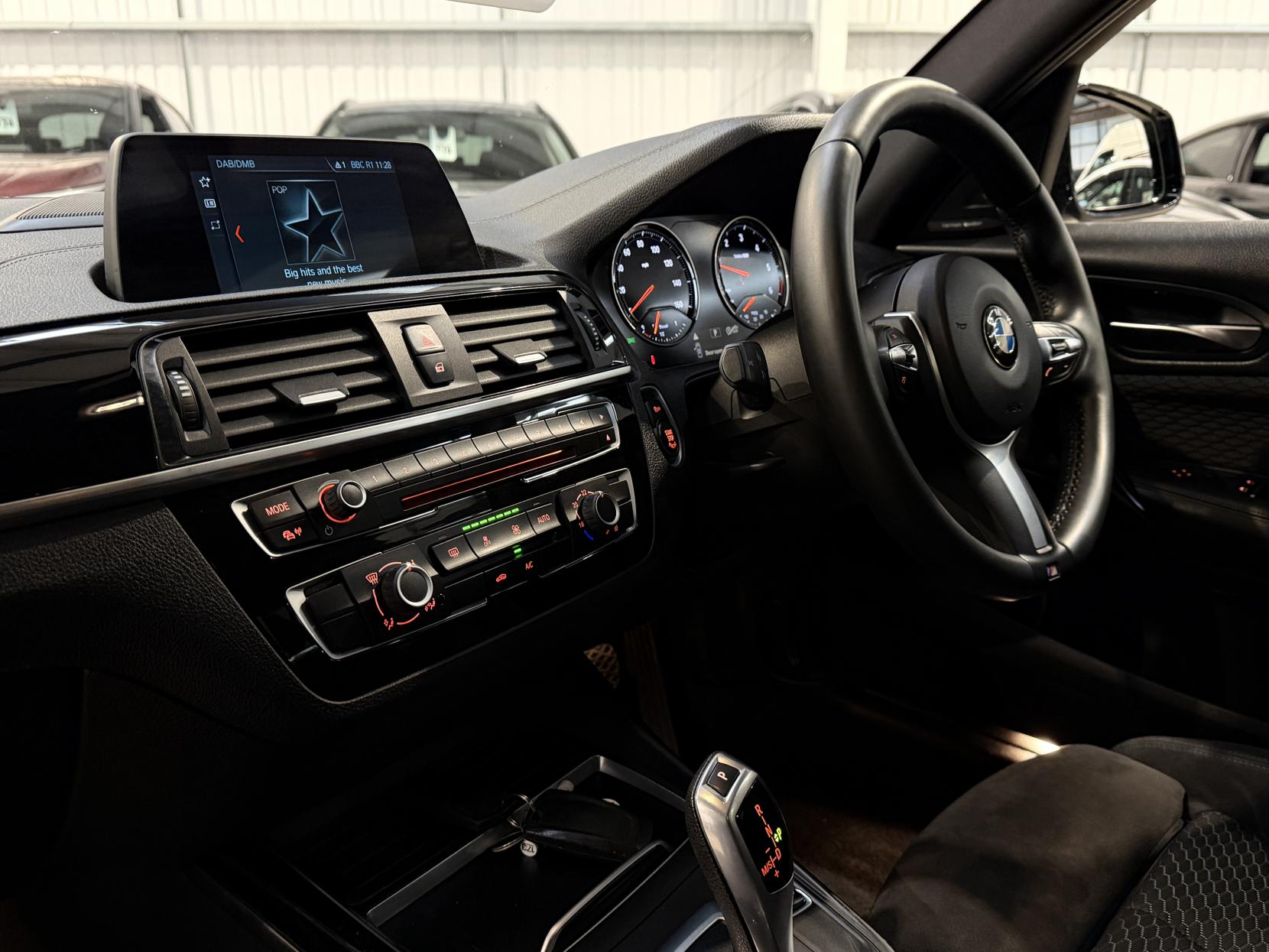 BMW 1 Series 2.0 118d M Sport Shadow Edition Hatchback 5dr Diesel Auto Euro 6 (s/s) (150 ps)