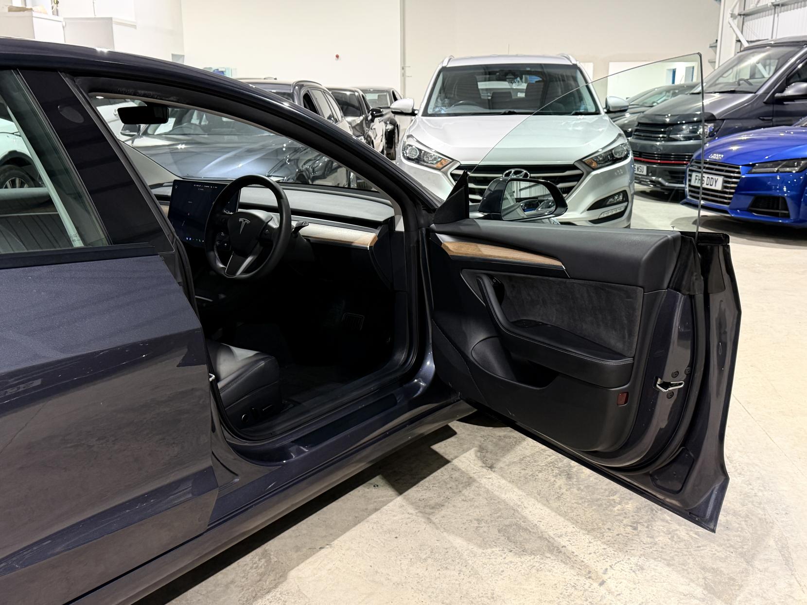 Ps 346 Tesla Model 3 (Dual Motor) Long Range Saloon 4dr Electric Auto 4WDE ...