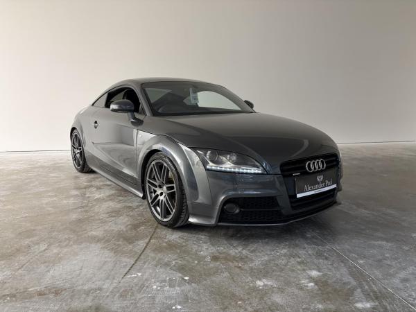 Audi TT 2.0 TFSI Black Edition Coupe 3dr Petrol S Tronic quattro Euro 5 (s/s) (211 ps)