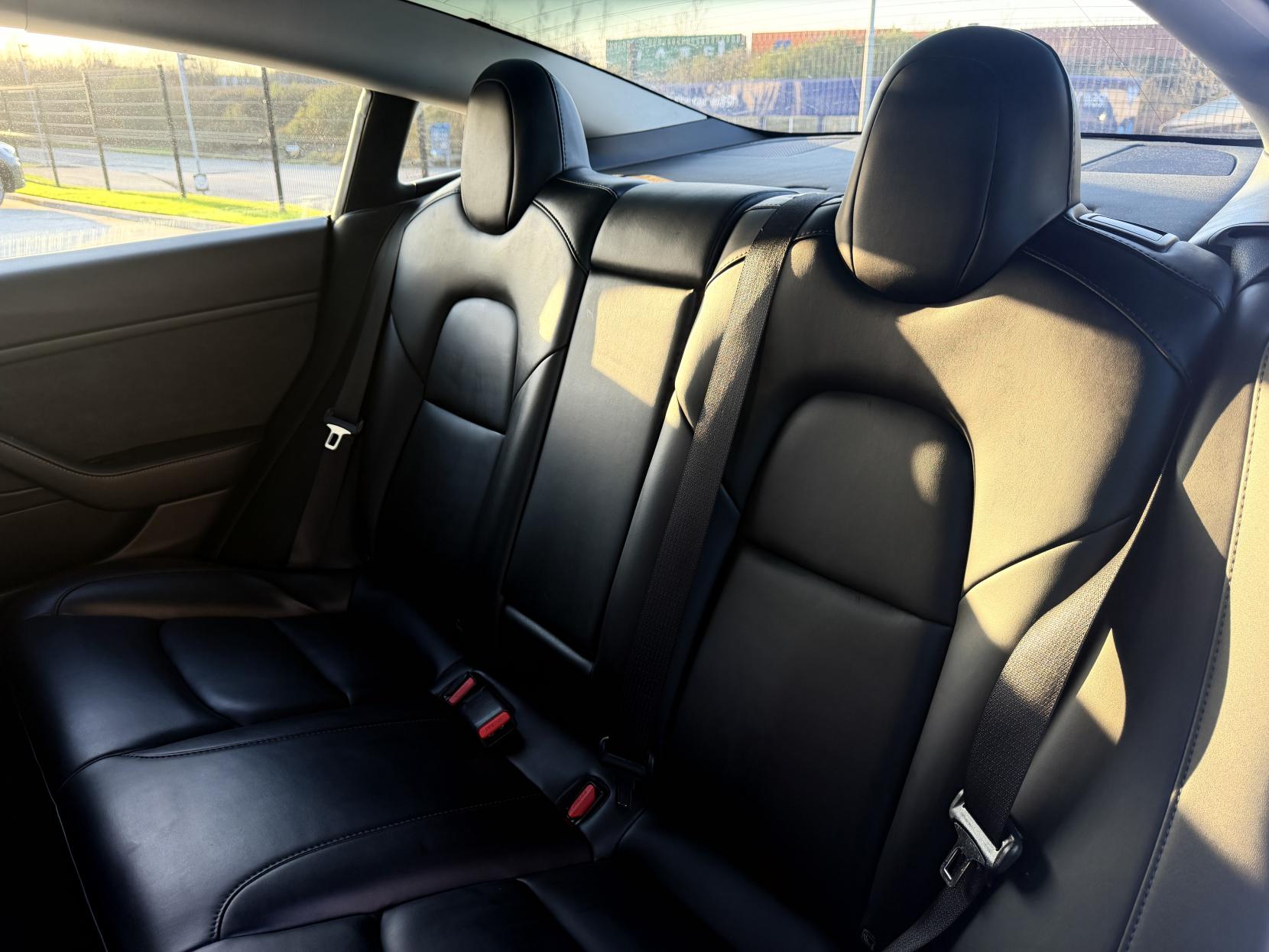 Ps 346 Tesla Model 3 (Dual Motor) Long Range Saloon 4dr Electric Auto 4WDE ...