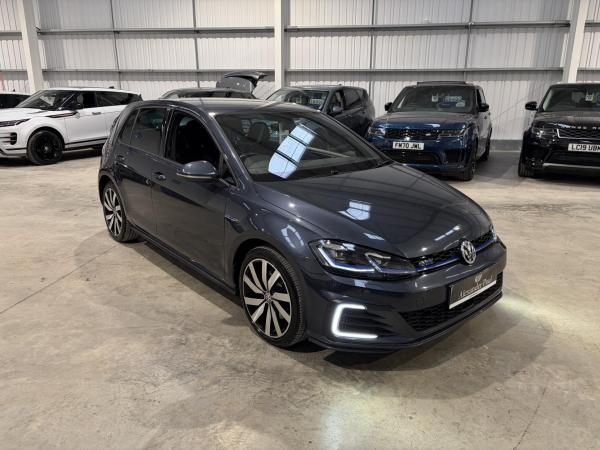 Volkswagen Golf 1.4 TSI 8.7kWh GTE Advance Hatchback 5dr Petrol Plug-in Hybrid DSG Euro 6 (s/s) (204 ps)