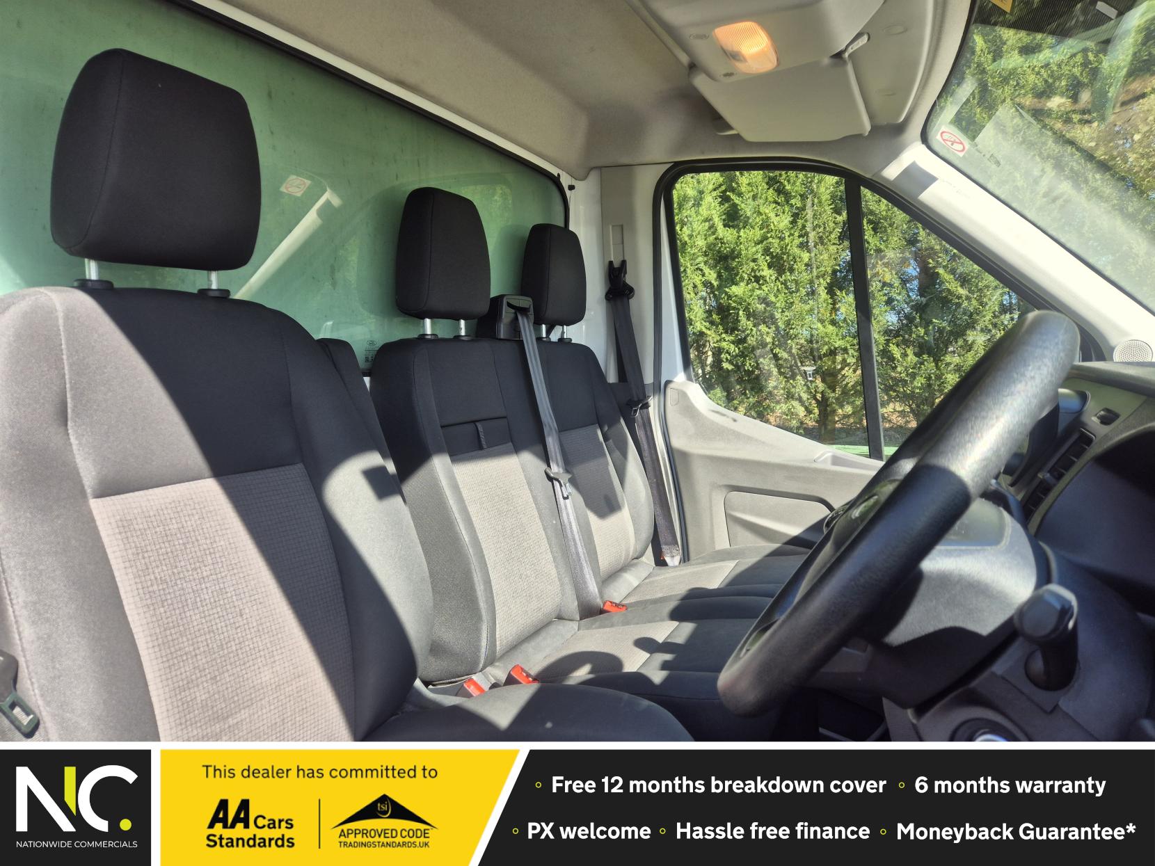 Ford Transit 2.0 350 EcoBlue Leader Luton 3dr Diesel Manual RWD L3 Euro 6 (s/s) (130 ps)