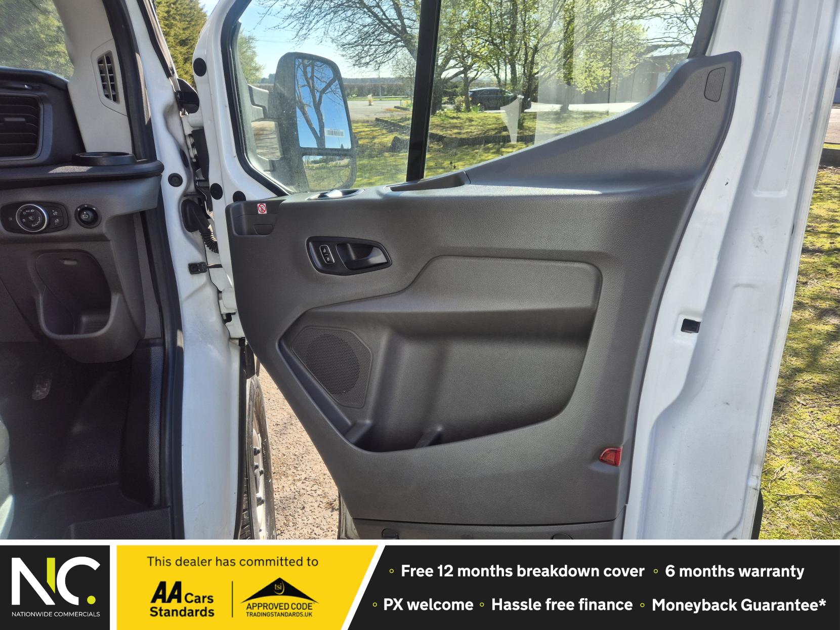 Ford Transit 2.0 350 EcoBlue Leader Luton 3dr Diesel Manual RWD L3 Euro 6 (s/s) (130 ps)