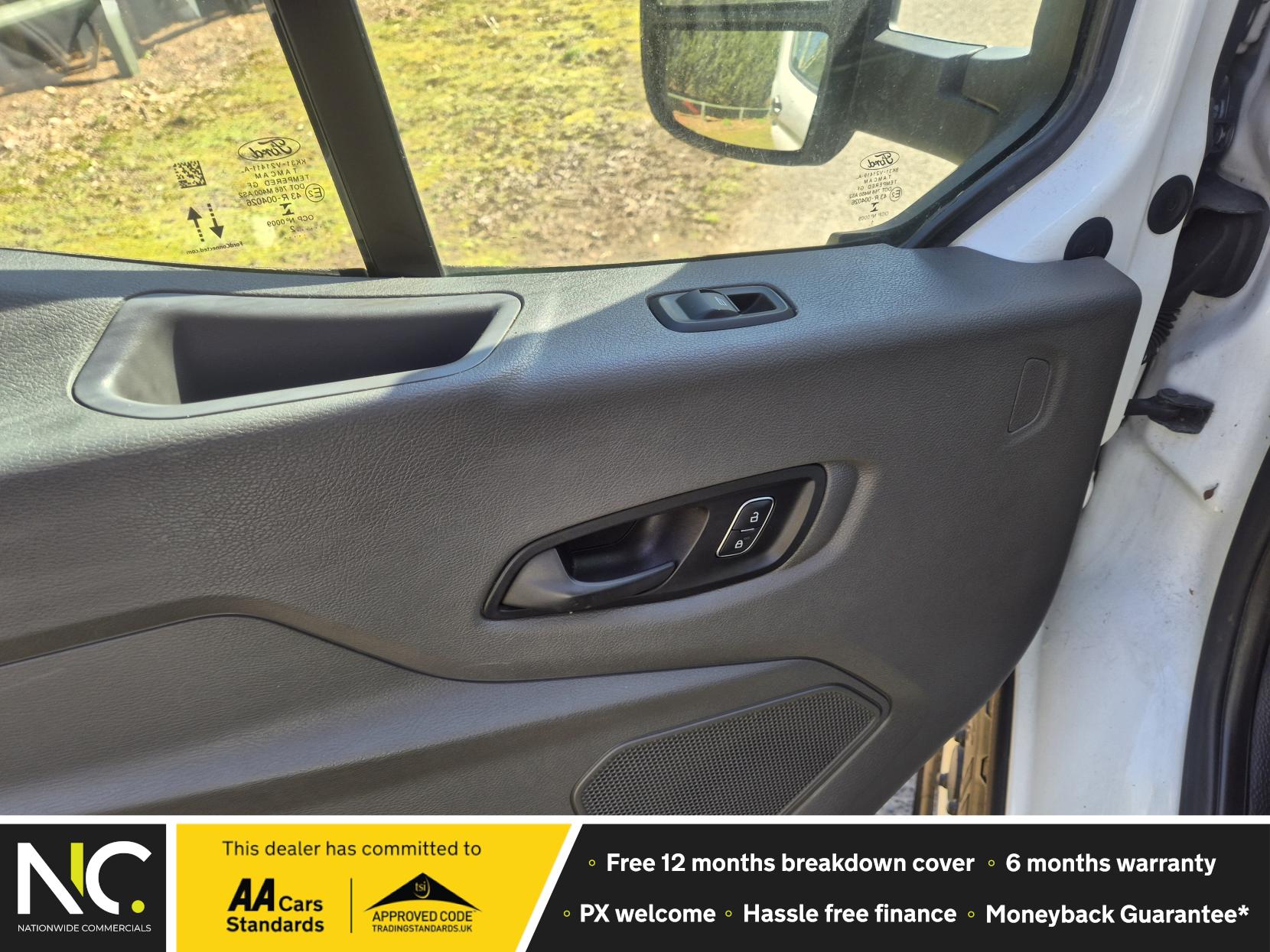 Ford Transit 2.0 350 EcoBlue Leader Luton 3dr Diesel Manual RWD L3 Euro 6 (s/s) (130 ps)