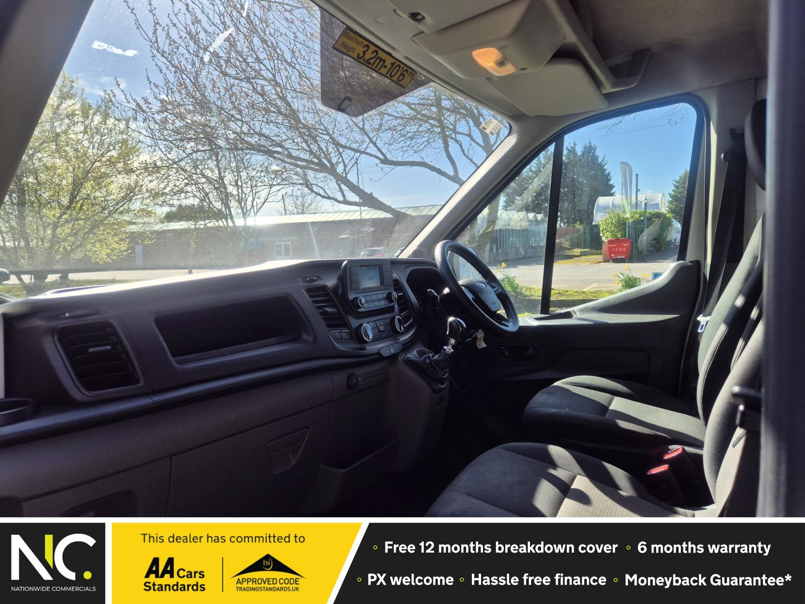 Ford Transit 2.0 350 EcoBlue Leader Luton 3dr Diesel Manual RWD L3 Euro 6 (s/s) (130 ps)